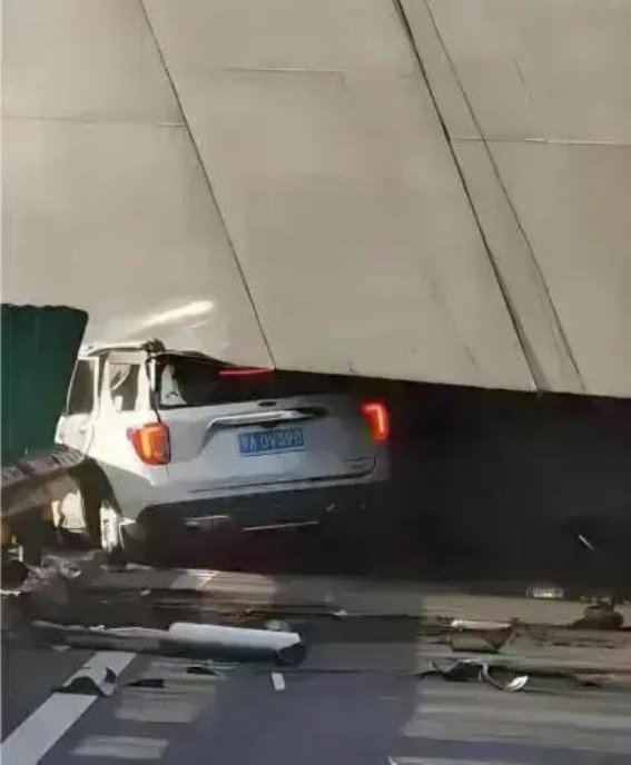 福特探险者：在豪华与安全之间的完美平衡