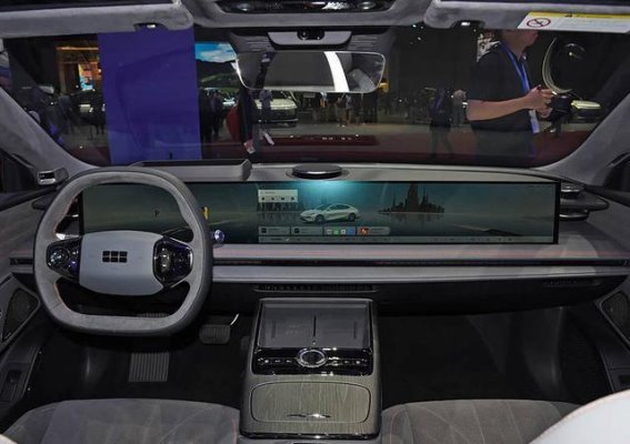 吉利银河E8长续航版：智能与续航的完美平衡