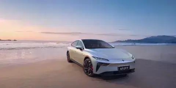 东风奕派eπ007：10-15万元电动车市场的年轻化新选择