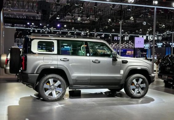 吉利“增程器”：打破续航困局，还是短期妥协？