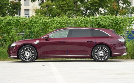 享界S9T：华为系中大型旅行车上市，增程与纯电双版本齐发力