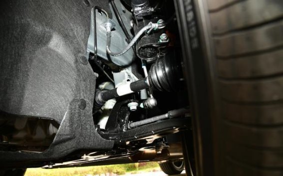 奇瑞捷途X70L 2025款 2.0TD 8AT 旗舰型评测：融合豪华与实用的智能SUV