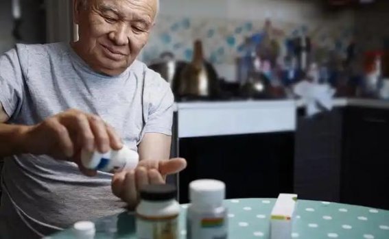 60岁后早起的五大注意事项，关乎血糖与健康