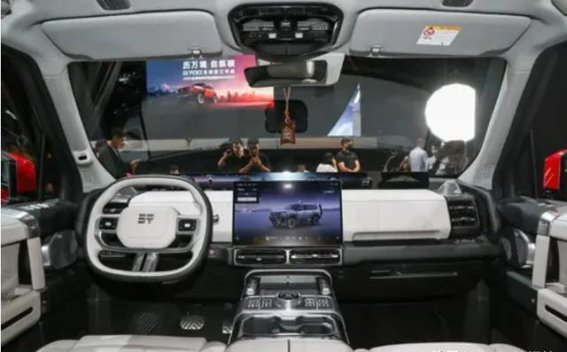 捷途纵横G700环塔版上市，越野风格与豪华配置兼备