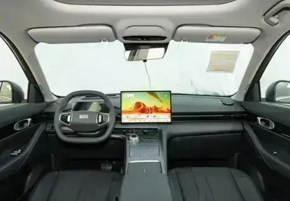 2026款银河E5正式亮相，续航与智能系统全面升级