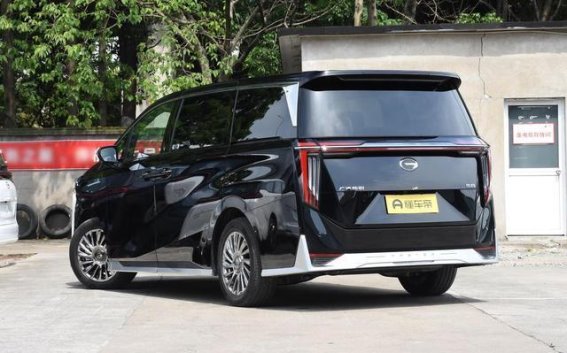 传祺M8置换活动：最高享2万元补贴与限时红包，豪华MPV更具诱惑力