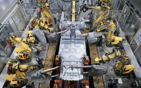 岚图泰山：BBA车主为何集体转向这款国产豪车？