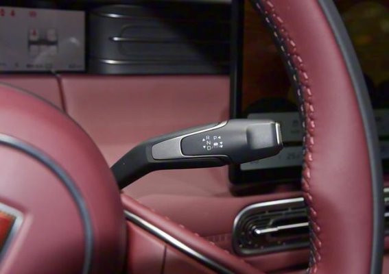 红旗HS6 PHEV正式上市：17.88万起的中大型插混SUV，比HS5更大更豪华