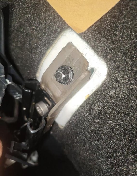 2021款奔驰CLA 200四门轿跑车——一手车况，品质保障