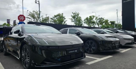 领克10 EM-P新车型：辅助驾驶与豪华配置的完美融合