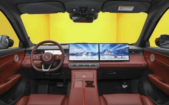 红旗HS6 PHEV：家庭出行的智能新选择