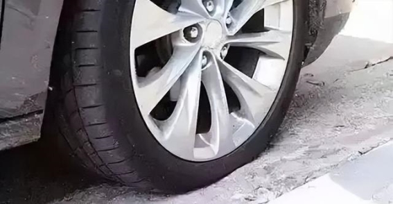 2025年最后一次油价调整，车主必知省油技巧！