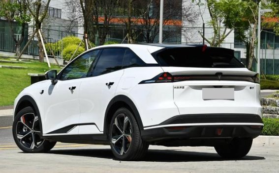 深蓝S07华为乾崑630长续航版：真实续航下的从容出行体验