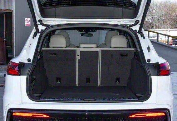 华为智驾加持，全新奥迪Q5L下探31.3万，豪华中型SUV格局正在被重塑