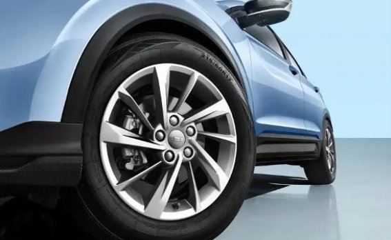 缤越超能版：兼具运动与实用的小型SUV之选