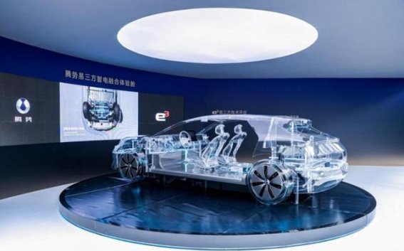 比亚迪1500万辆新能源车下线 腾势N8L成行业新标杆