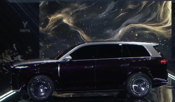 岚图泰山：重塑插混SUV的全新标准