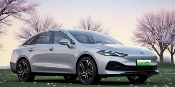 圣诞购车季荣威D7 DMH——为家庭出行提供完美解决方案