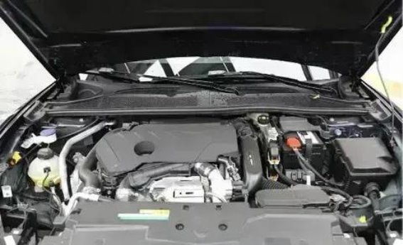 高颜值与舒适兼顾 试驾2024款凡尔赛C5 X旅不凡