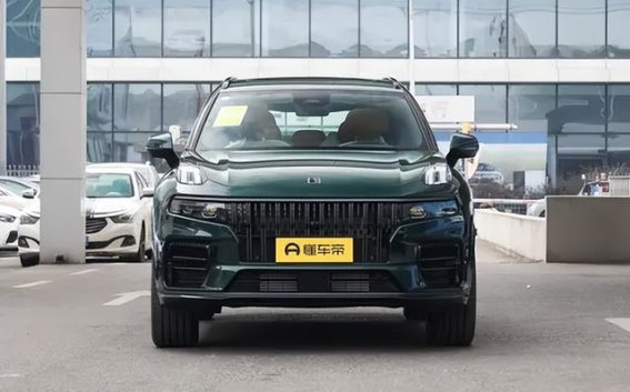 选择这款燃油SUV，稳健与舒适兼得