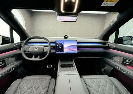 全新ES8：蔚来如何打破市场天花板，成功实现销量突破？