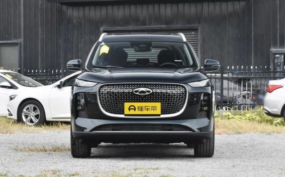 瑞虎8 PLUS开年钜惠，大空间与智能科技全面升级