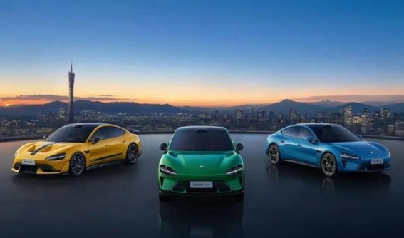 2025新势力车企销量排名揭晓：零跑强势夺冠，小鹏逆袭第二，蔚来复苏明显