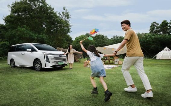 冬季混动车开法指南：既暖和又省油省电的实用技巧