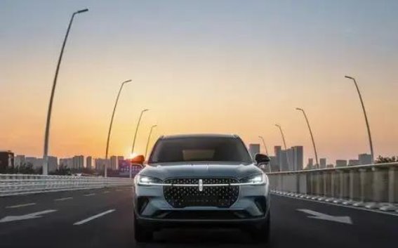 全能座驾新标杆 全新林肯冒险家满足年轻人的多重需求