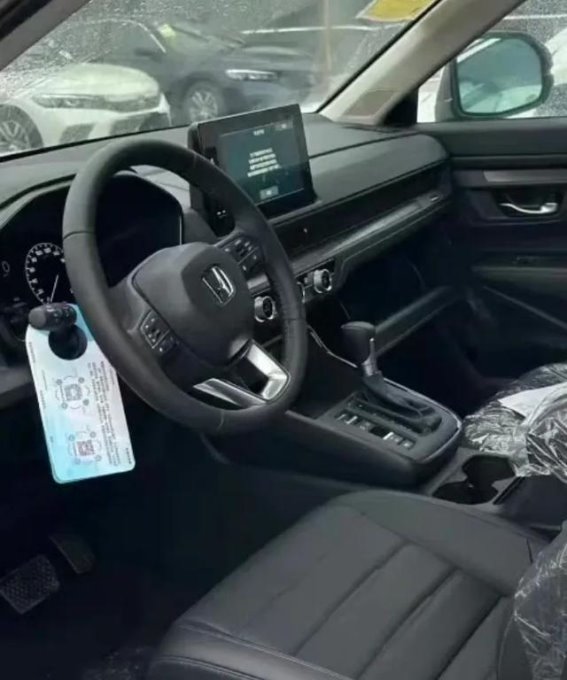 本田CR-V降价后的理性回归：混动版全面评测与驾驶体验