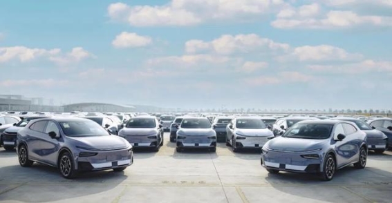 小鹏汽车2026款P7+与G7超级增程开启智能电动新纪元