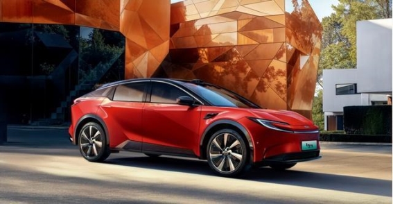 一汽丰田bZ系列双车焕新发布，智能与安全再升级