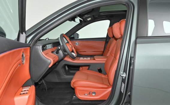 过年新车选红旗HS6 PHEV，出行更省心