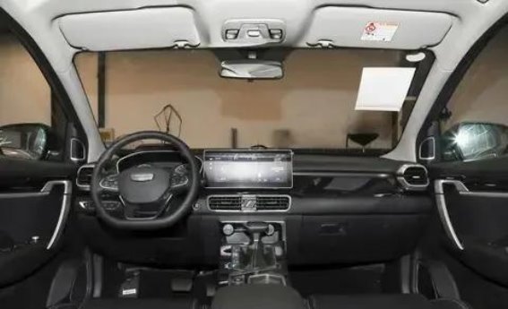 吉利缤越超能Max：实力与性价比兼备的小型SUV之选