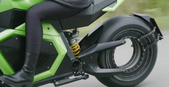 芬兰Donut Lab推出首款量产全固态电池，能量密度与寿命超越传统锂电池