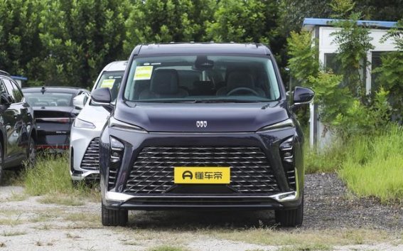 别克GL8 PHEV：插电混动新选择，商务家庭双赢之选