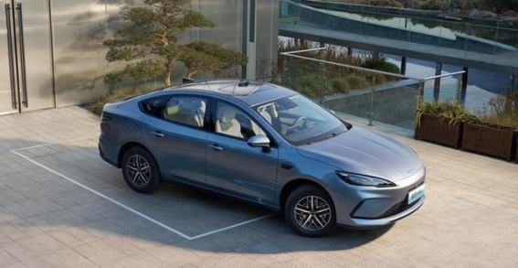 比亚迪海豹05DM-i与06DM-i超享版：高续航与智能化体验的新标杆