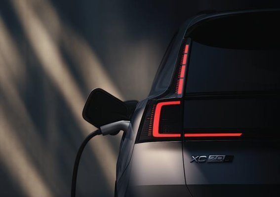 沃尔沃全新XC70：2025年豪华新能源SUV逆势增长的背后