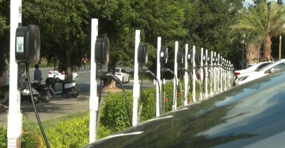 海南新能源汽车驶向2030年力争占比45%