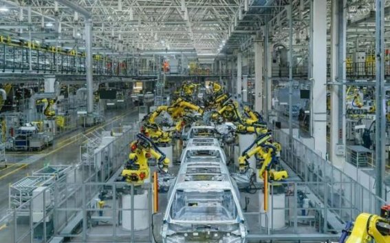 问界M9五连冠保值率冠军，深度解读豪华SUV的价值密码