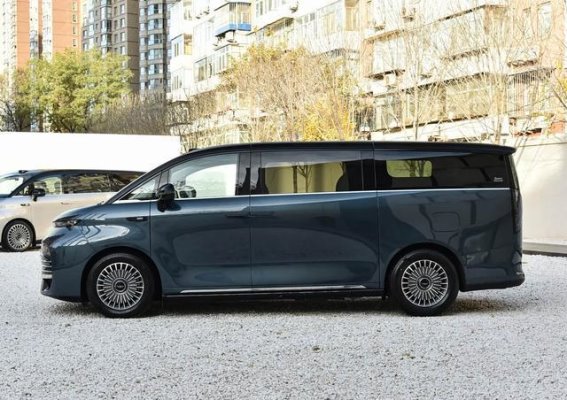 银河V900开启预售，豪华MPV再迎新选择