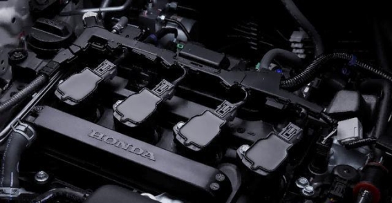 本田HR-V与丰田锋兰达：如何平衡通勤与周末出游？