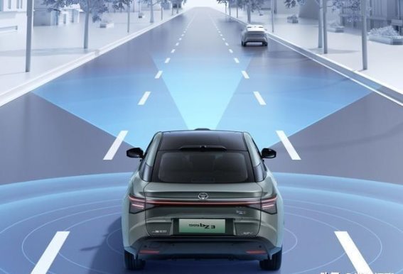 一汽丰田bZ3智享家：9.38万元起，智能配置引领B级纯电轿车市场新风潮