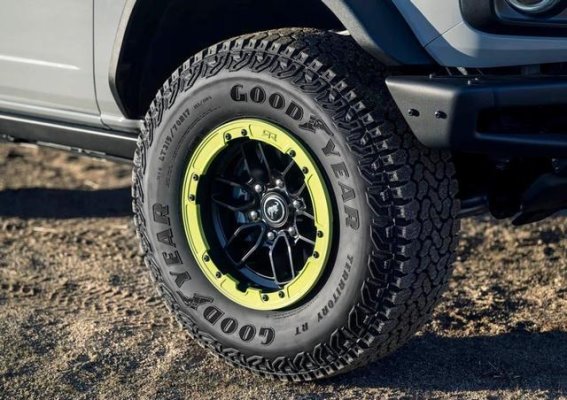 福特烈马Bronco RTR曝光：35英寸“大脚”轮胎，越野性能升级与亲民价格