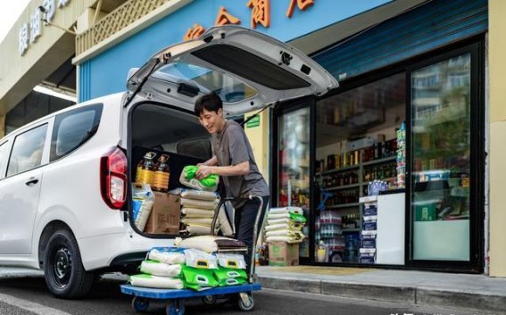 五菱宏光电动车：省心省力，工作的好伙伴