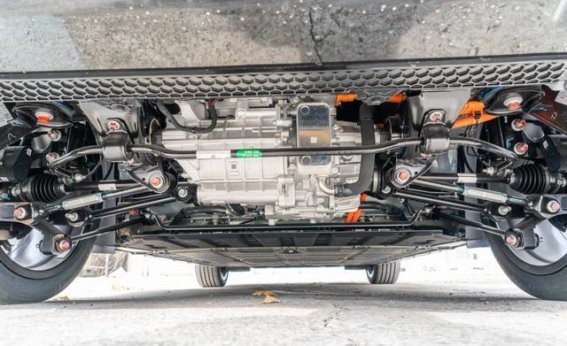 零跑Lafa5：突破常规的两厢电动轿车，年轻一代的新选择