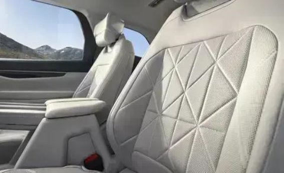 2026款福特锐界L：豪华舒适与智能科技的完美融合