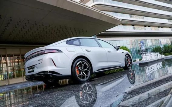 启源A06重塑家用车市场新标杆：大空间、长续航、智能互联，仅10.99万起