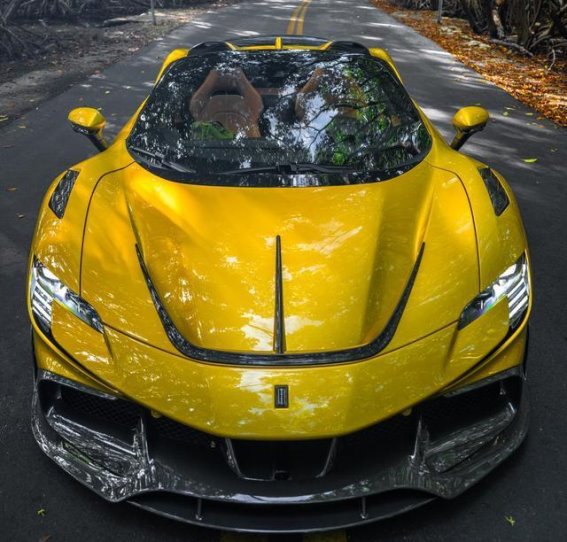 法拉利SF90迈莎锐高定版：极致性能与奢华设计的完美融合