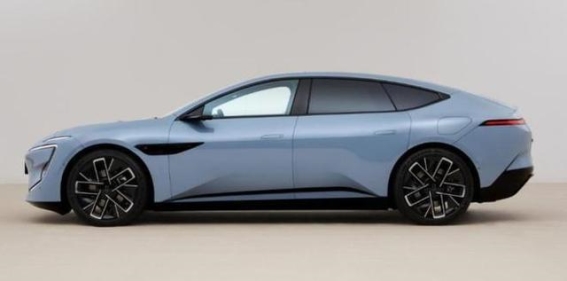 阿维塔12：跨越未来的设计与智能，再定义豪华轿车